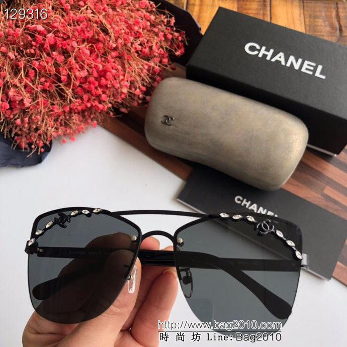 CHANEL香奈兒 2019新款 小香風精緻款碎鑽 赫本風 女款太陽鏡 百搭單品  lly1510